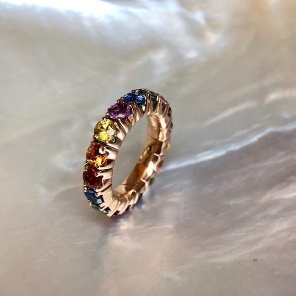 Bunter Regenbogen Ring Silhouette 17 Safire Rosegold 750 Flexibel auf Perlmutt